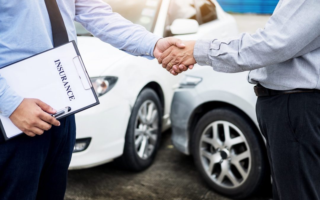 The Benefits of Bundling Commercial Auto Insurance with Other Business Insurance